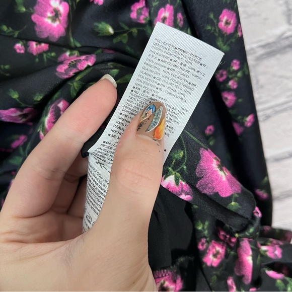 /Banana Republic Floral Printed Long Sleeve V Neck Wrap Blouse Size Large - Picture 13 of 15